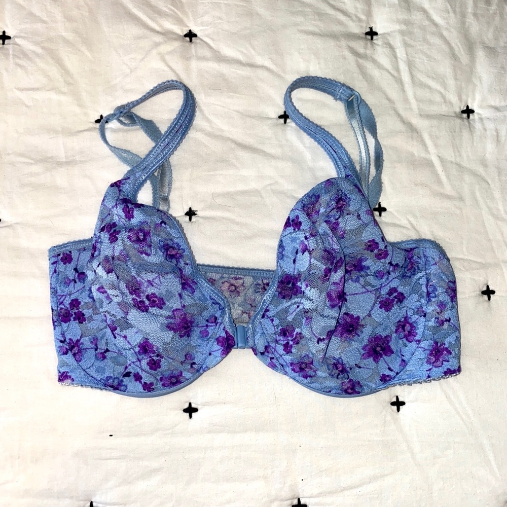 Victoria Secret Unlined Stretch Lace Bra